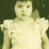 Gloria Deleon Photo 6