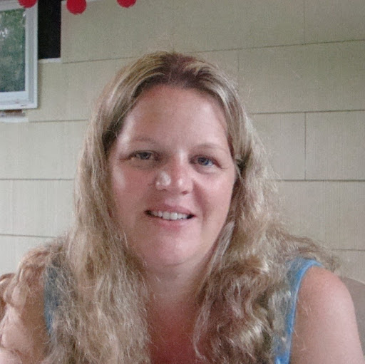 Robyn Wood Photo 12