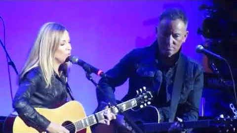 Sheryl Bruce Photo 15