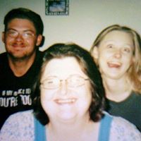 Laura Pettigrew Photo 8