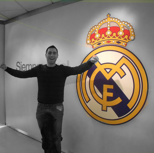 Manuel Torres Photo 8