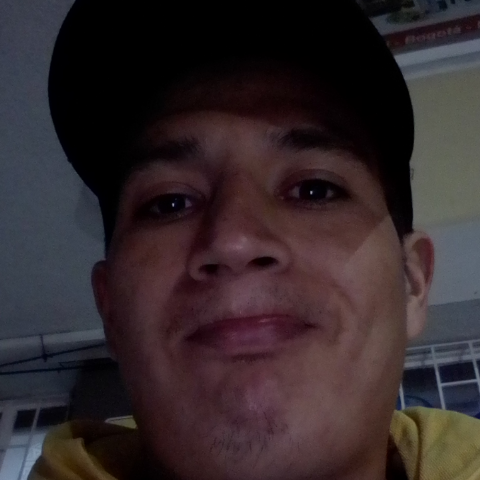 Michael Bernal Photo 13