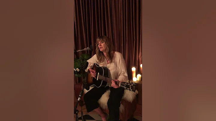 Grace Montgomery Photo 32