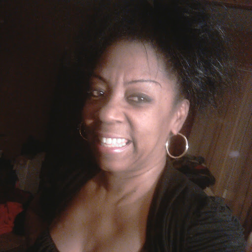 Cassandra Hickson Photo 4