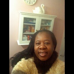 Angela Lawrence Photo 9