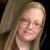 Christina Livingston Photo 4