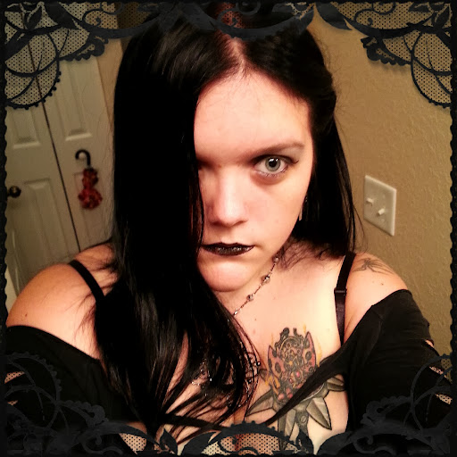 Ashley Wilkins Photo 13