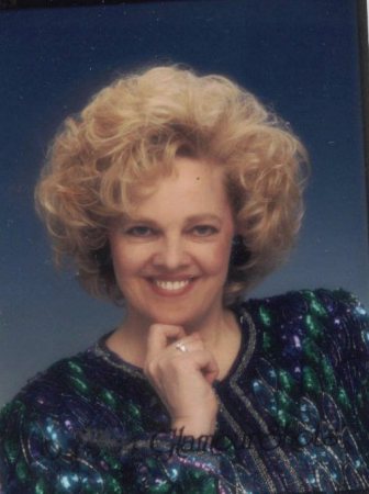 Susan Barnes Photo 30