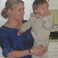 Tara Young Photo 8