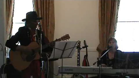 Melissa Holland Photo 35
