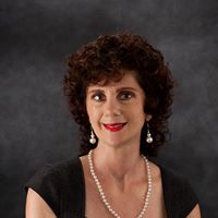 Donna Ricci Photo 2