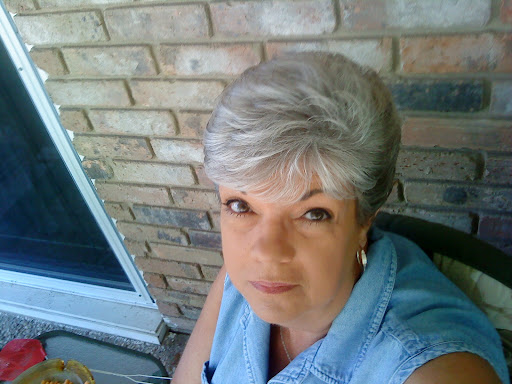 Linda Powers Photo 17
