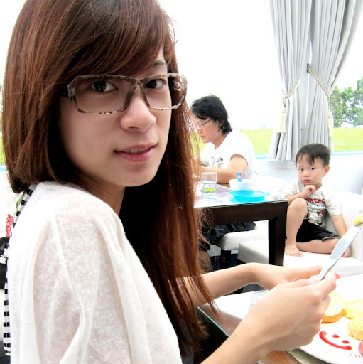 Dorothy Chen Photo 16