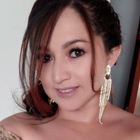 Maribel Torres Photo 16