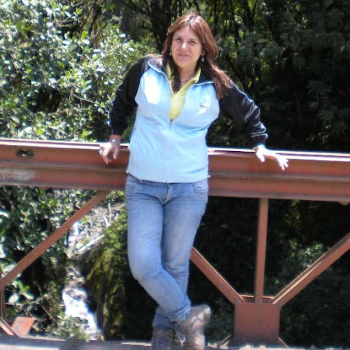 Mercedes Robles Photo 9