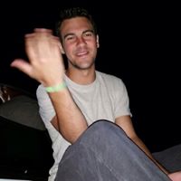 Evan Bloom Photo 11
