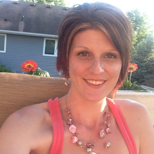 Lori Hall Photo 12