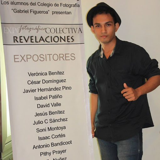 Javier Pino Photo 11