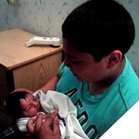Alexis Gomez Photo 6