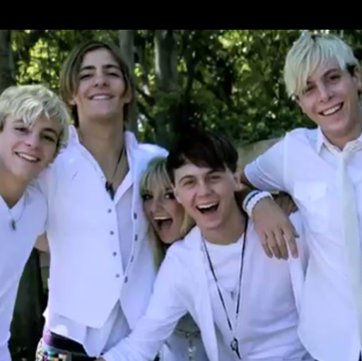 Rocky Lynch Photo 14