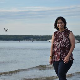Arti Desai Photo 12