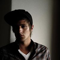 Alex Owens Photo 4