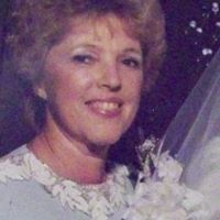 Louise Tucker Photo 3