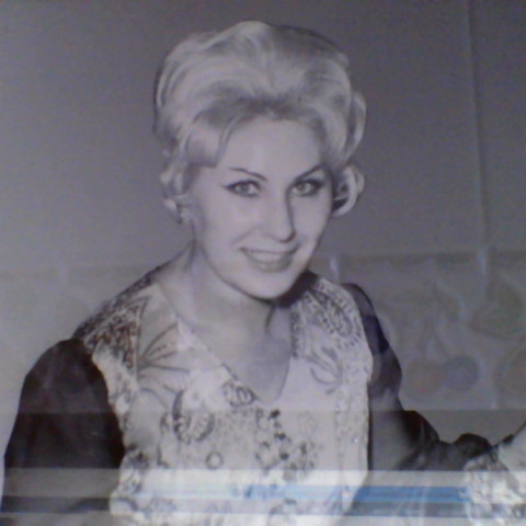 Carmen Estevez Photo 11