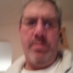 Chris Hynes Photo 12
