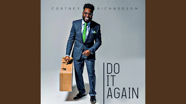 Courtney Richardson Photo 33