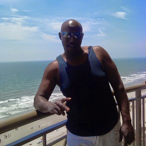 Marcus Avery Photo 12
