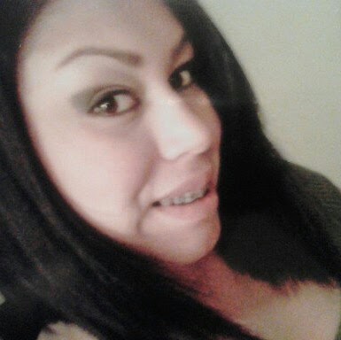 Jazmin Paredes Photo 12