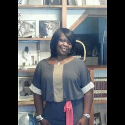 Tamiko Jones Photo 13