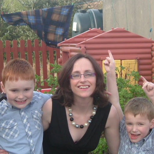 Elaine Henry Photo 9