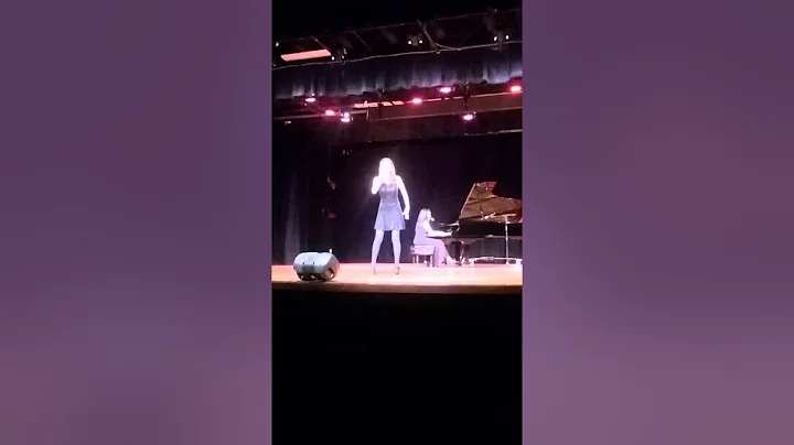 Valerie Toledo Photo 9