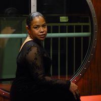 Lisa Lindsey Photo 4