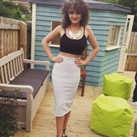Clare Maguire Photo 3