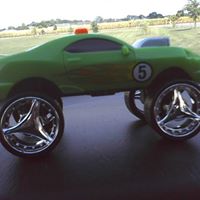 Tyler Dodge Photo 4