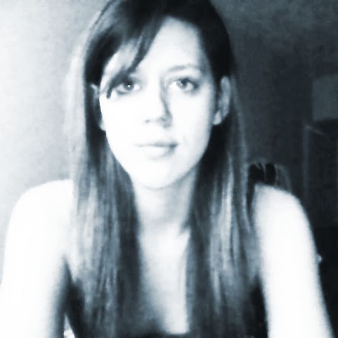 Rachel Mead Photo 11
