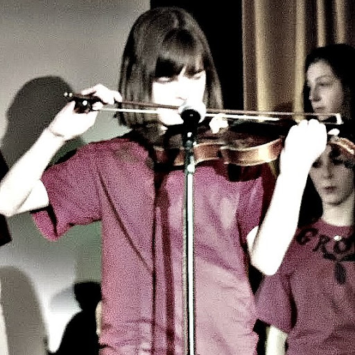 Amanda Monk Photo 12