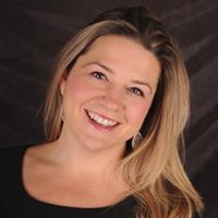 Amanda Hamm Photo 7