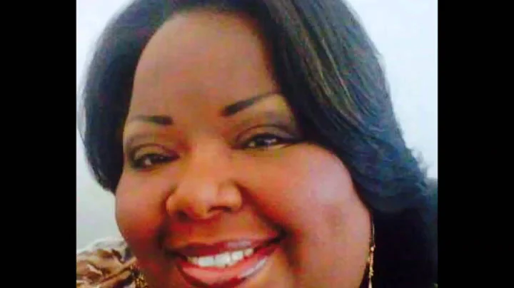 Stephanie Dotson Photo 29