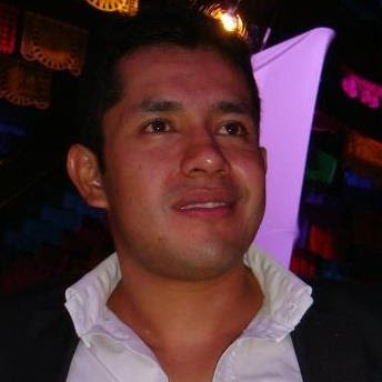 Julian Luna Photo 19