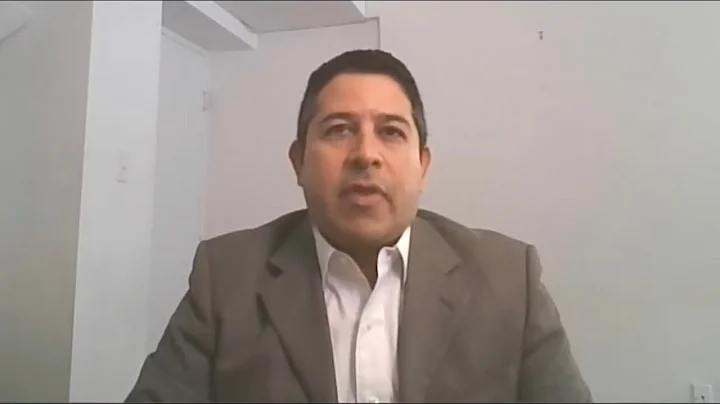 Ernesto Castaneda Photo 24