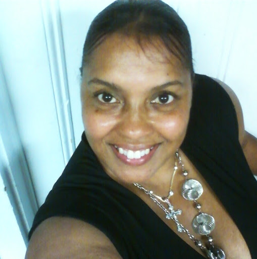 Eileen Edwards Photo 14