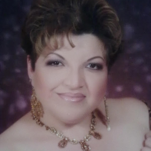 Berta Hernandez Photo 15