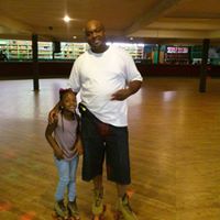 Earl Toliver Photo 2