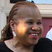 Melanie Roach Photo 1