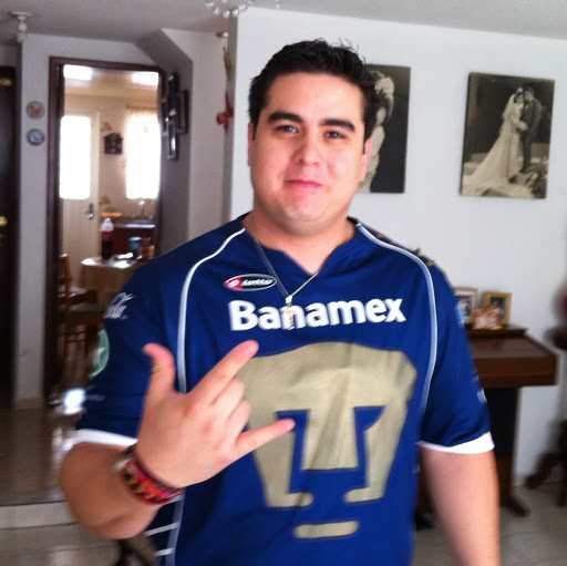Miguel Medellin Photo 10