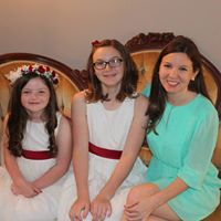 Elizabeth Strickland Photo 7